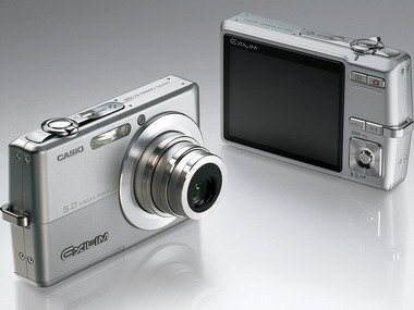 カシオ、500枚撮影できる2.7インチ液晶の新EXILIM ZOOM - ITmedia NEWS