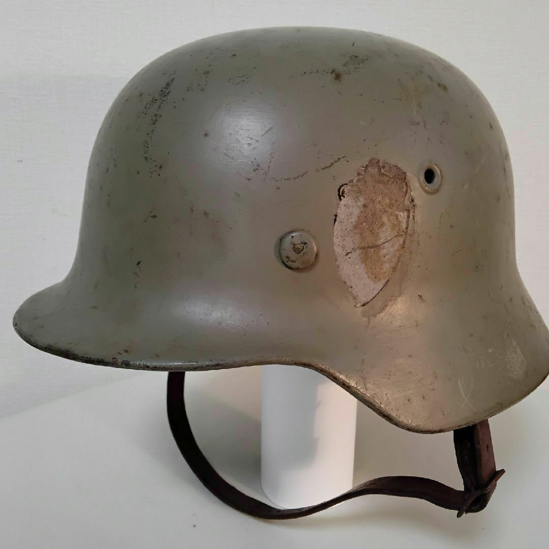 WWⅡ 実物ナチスドイツ軍M35ヘルメットの通販 by コモ's shop｜ラクマ