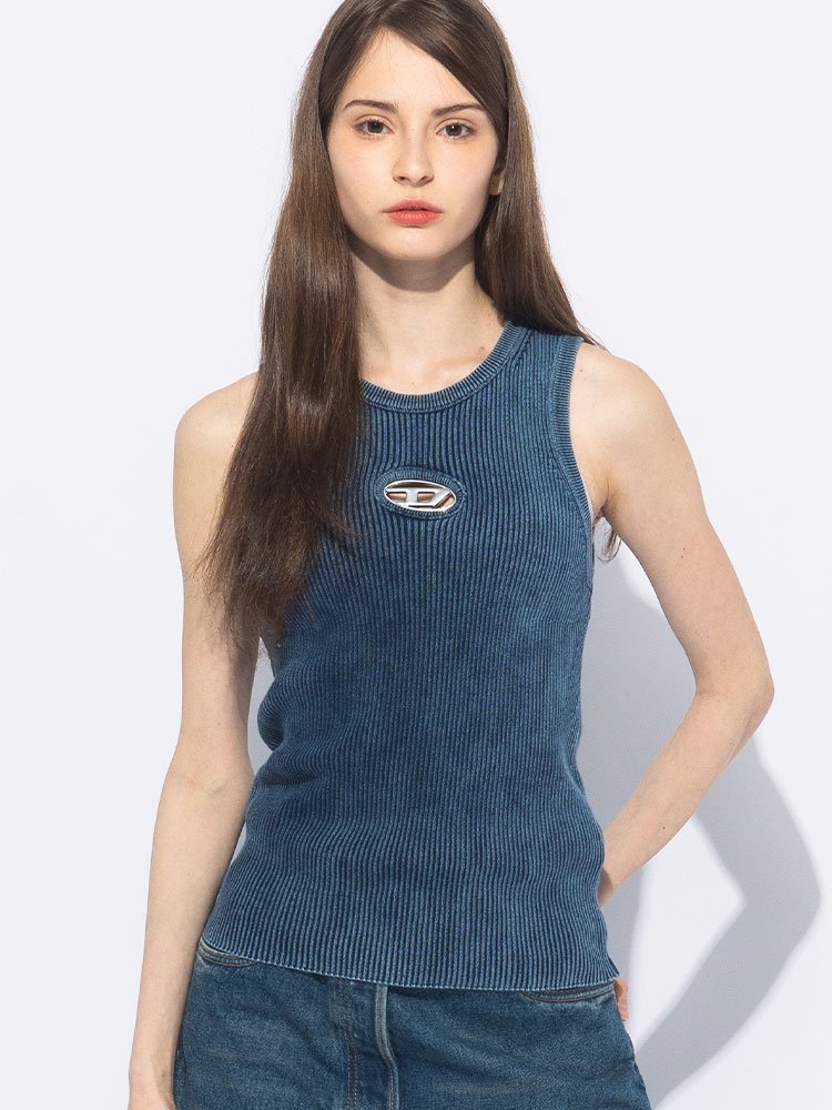 DIESEL (ディーゼル) オーバルDプレートクルーネック ニット タンク