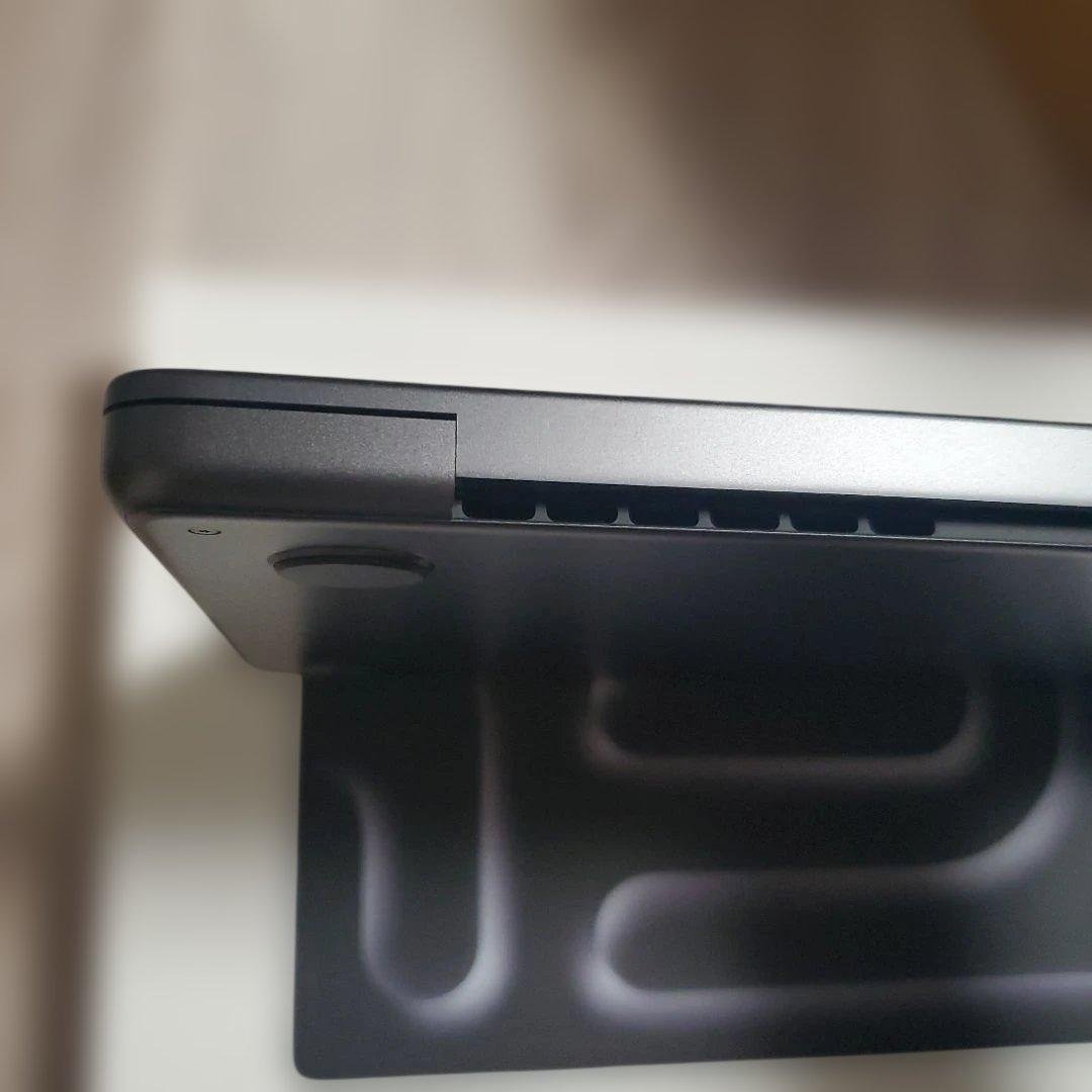 MacBook本体 MacBook Pro M4 16GB