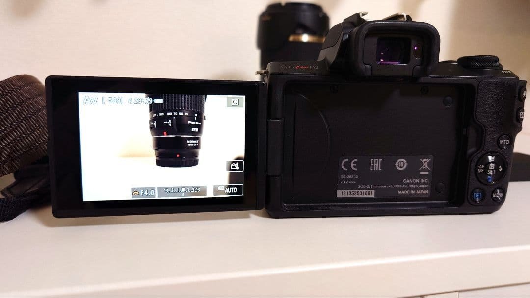 Canon EOS KissМ2 ミラーレスカメラ バッテリー３個